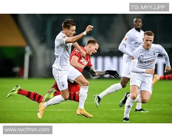 科隆主场迎战奥斯堡争夺德甲关键三分的激烈对决